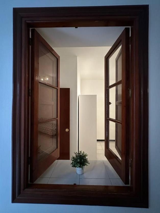 Casa Snoopy Apartment Севиля Екстериор снимка